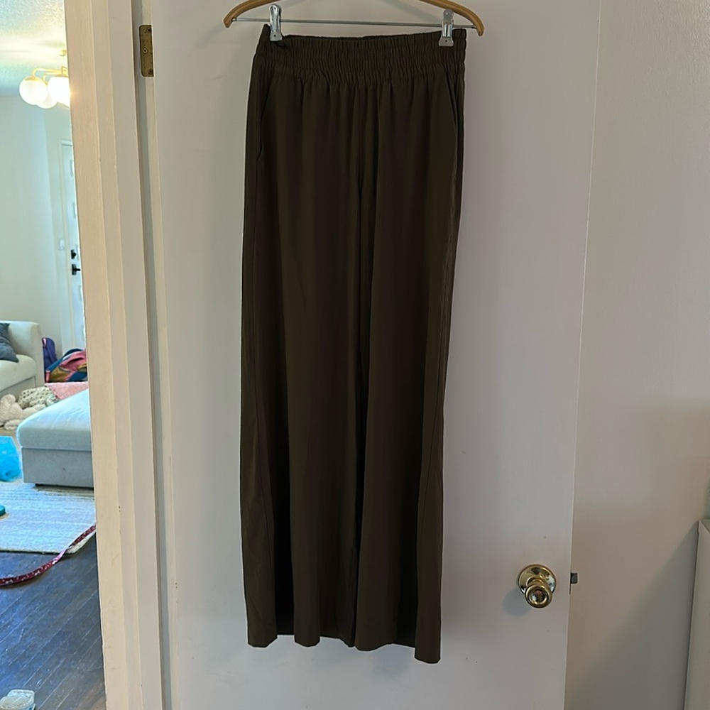 Vuori villa wide leg pant